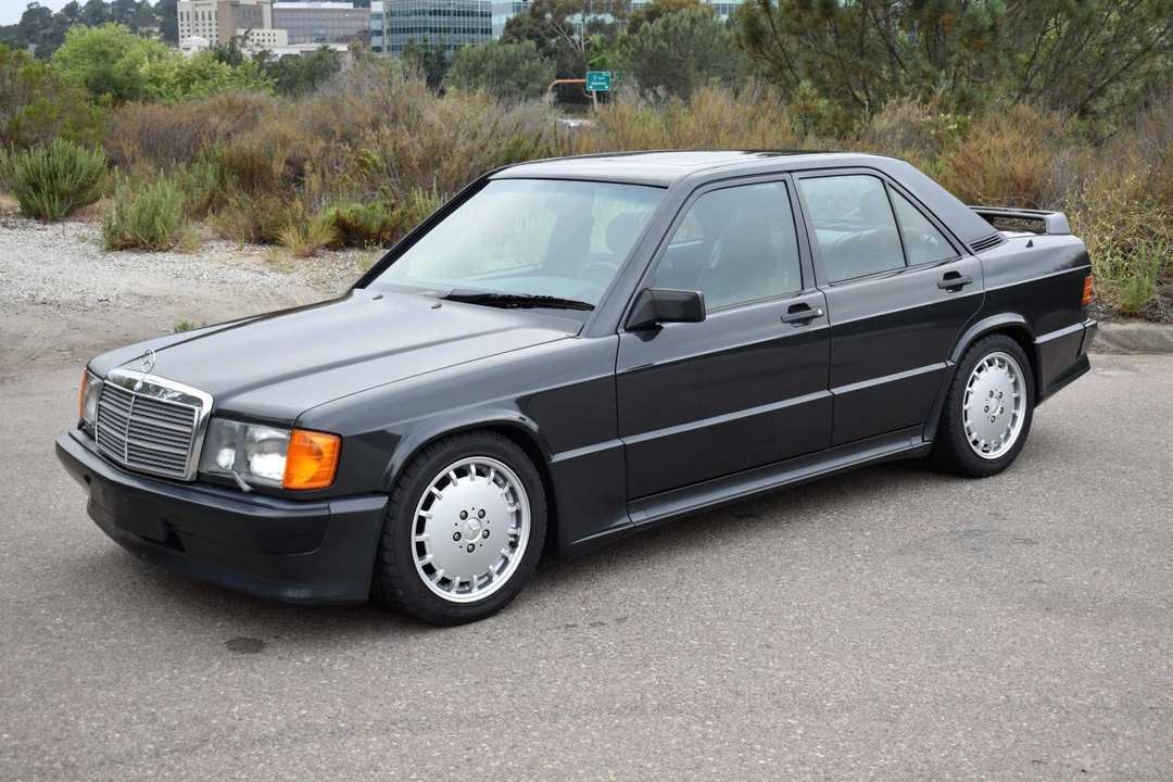 1985 Mercedes-Benz 190E 2.3-16 & 2.5-16 - Image 10 of 31