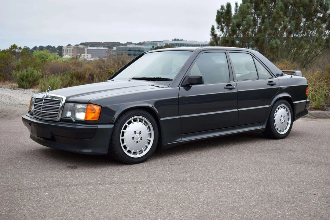 1985 Mercedes-Benz 190E 2.3-16 & 2.5-16 - Image 11 of 31