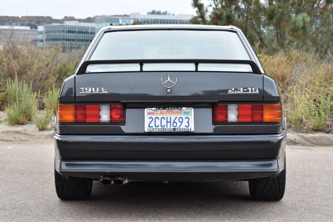1985 Mercedes-Benz 190E 2.3-16 & 2.5-16 - Image 18 of 31