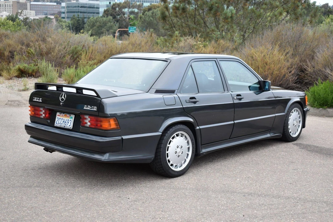 1985 Mercedes-Benz 190E 2.3-16 & 2.5-16 - Image 21 of 31