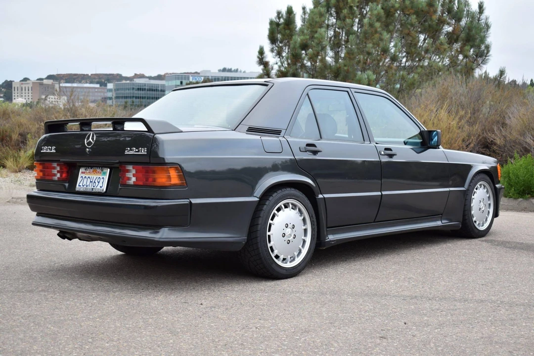 1985 Mercedes-Benz 190E 2.3-16 & 2.5-16 - Image 20 of 31