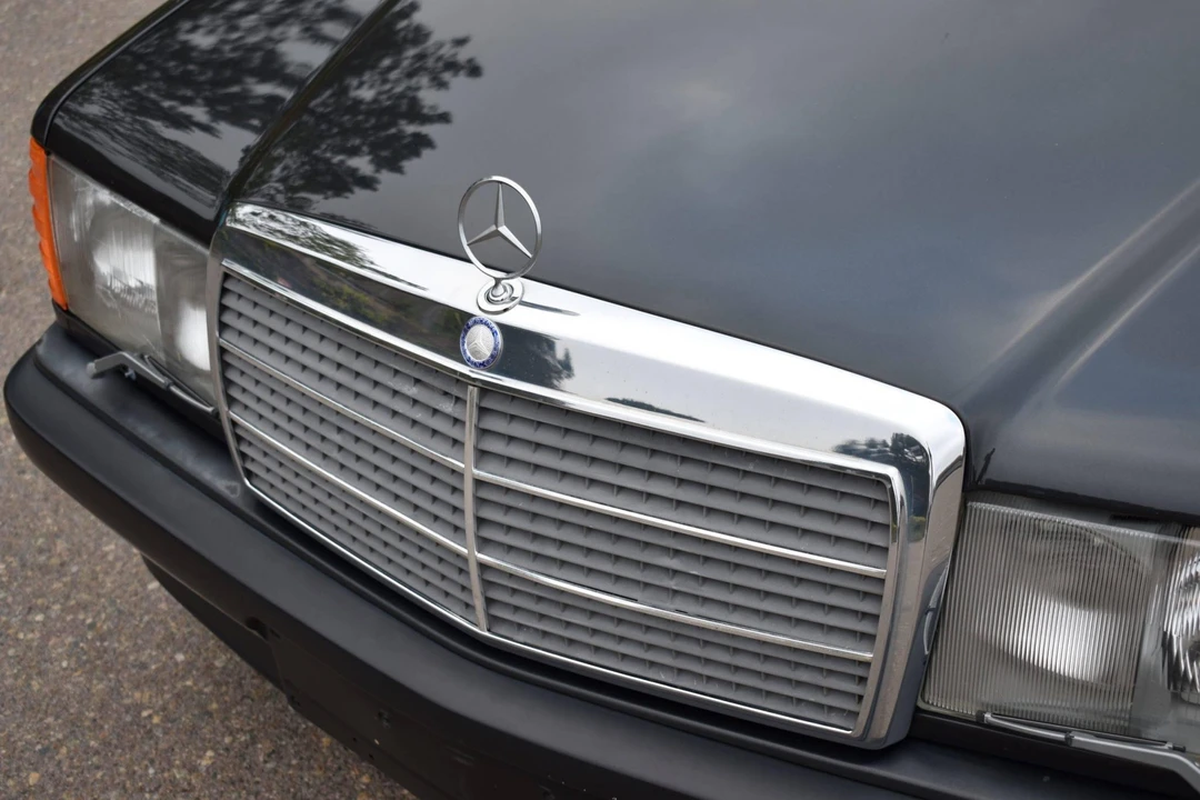 1985 Mercedes-Benz 190E 2.3-16 & 2.5-16 - Image 31 of 31