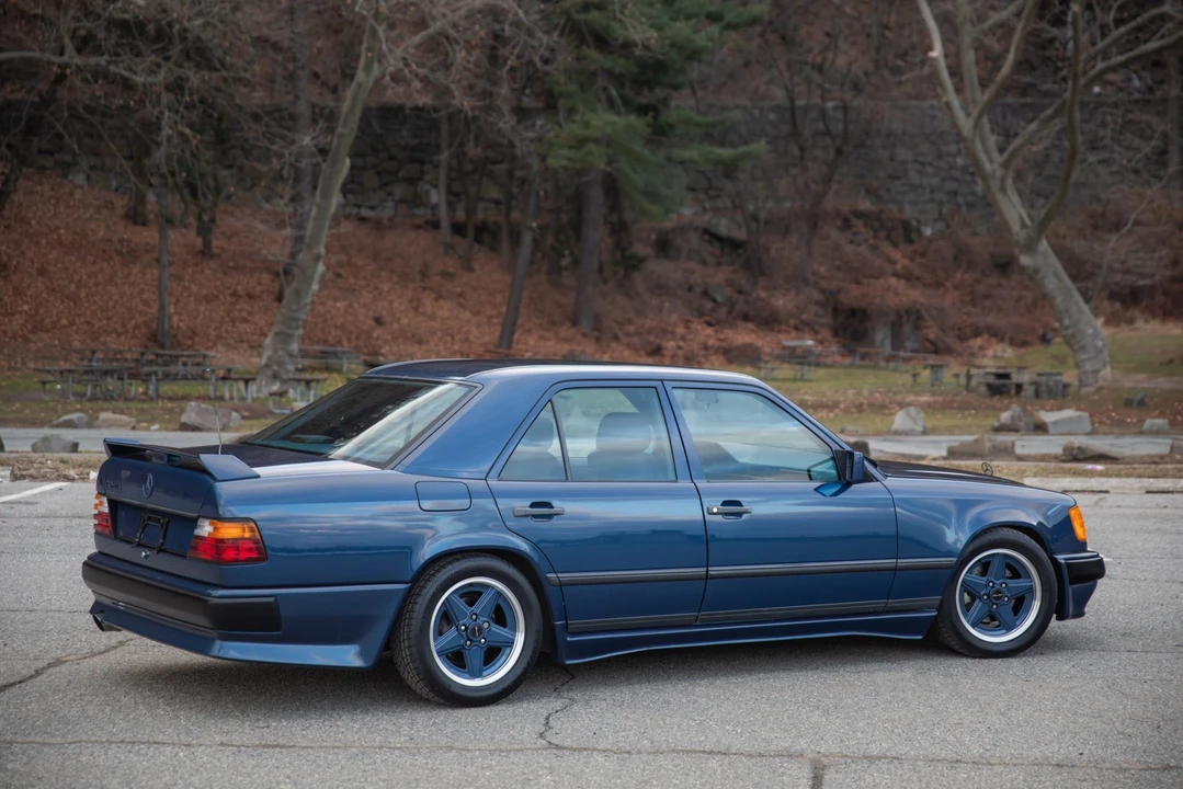 1985 Mercedes-Benz W124 E-Class - Image 16 of 31