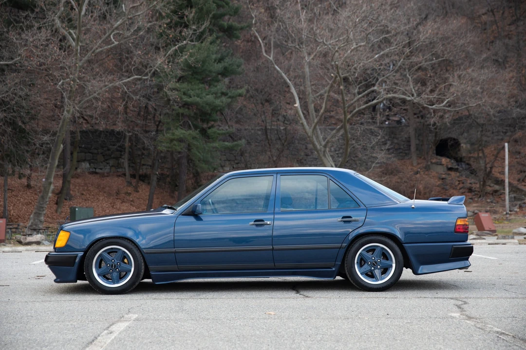 1985 Mercedes-Benz W124 E-Class - Image 12 of 31