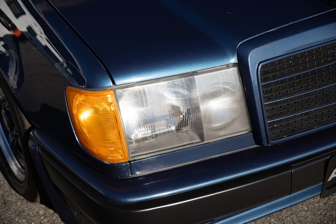 1985 Mercedes-Benz W124 E-Class - Image 29 of 31
