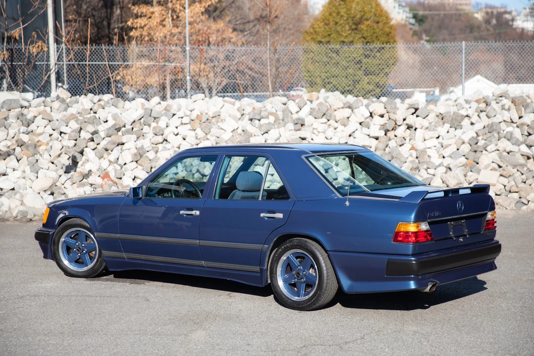 1985 Mercedes-Benz W124 E-Class - Image 8 of 31