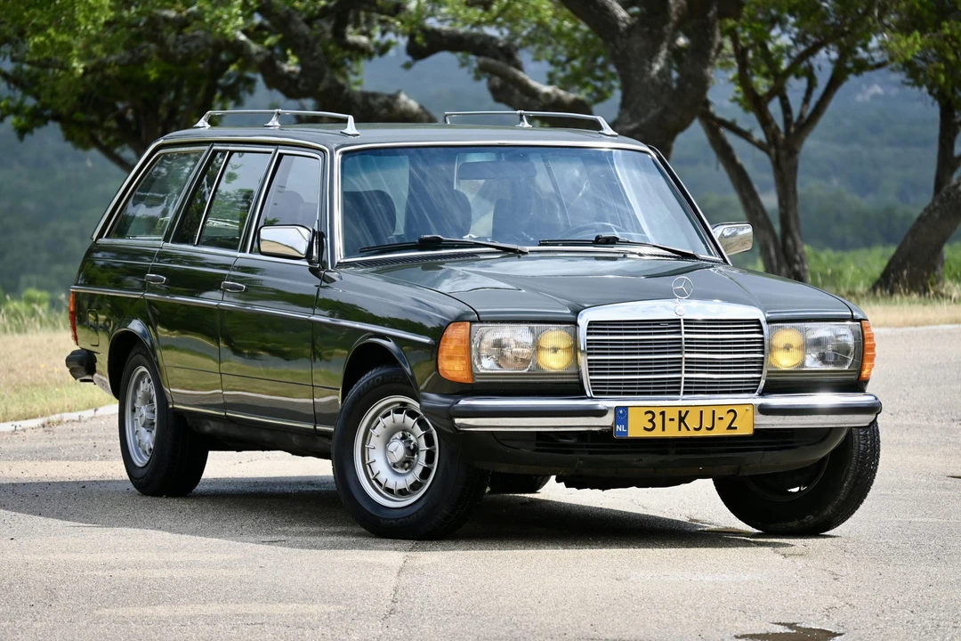 1985 Mercedes-Benz W123 Wagon (S123) - Image 15 of 31