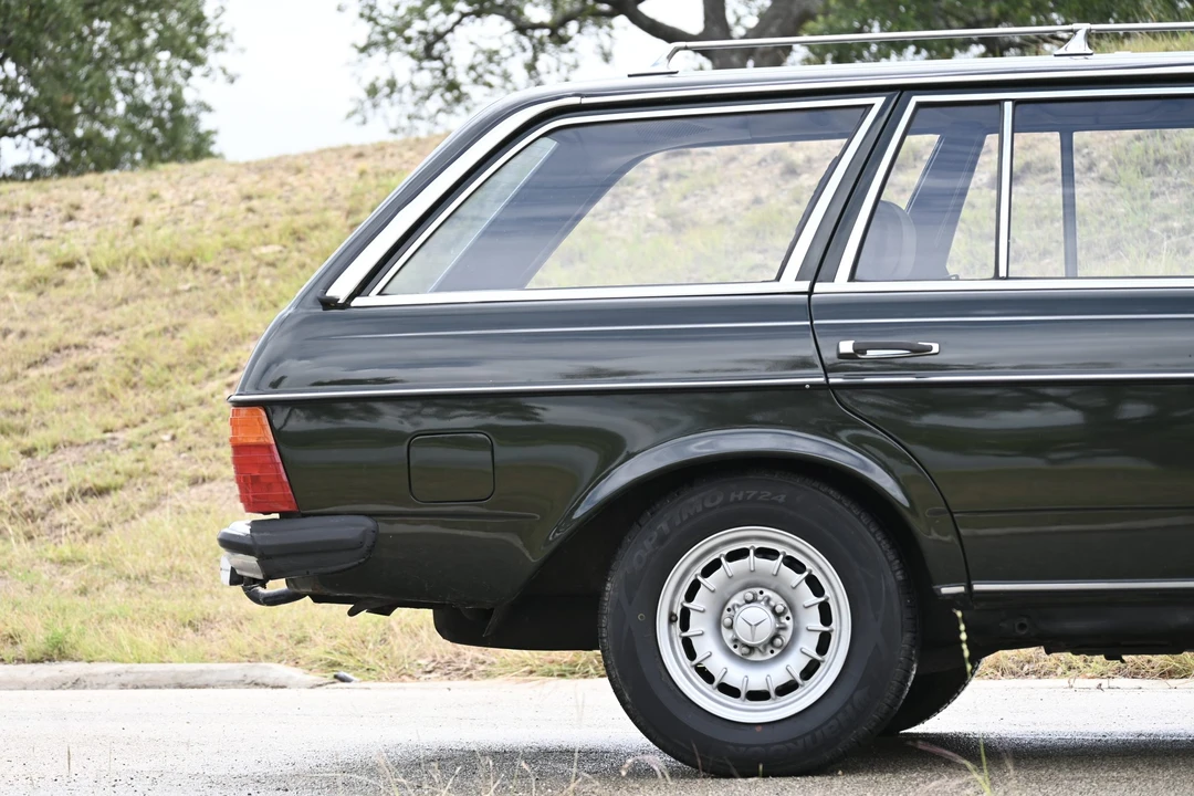 1985 Mercedes-Benz W123 Wagon (S123) - Image 23 of 31