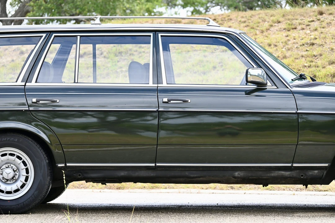 1985 Mercedes-Benz W123 Wagon (S123) - Image 24 of 31