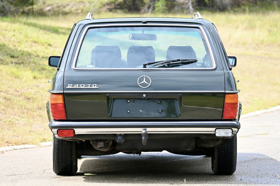 1985 Mercedes-Benz W123 Wagon (S123) - Image 9 of 31