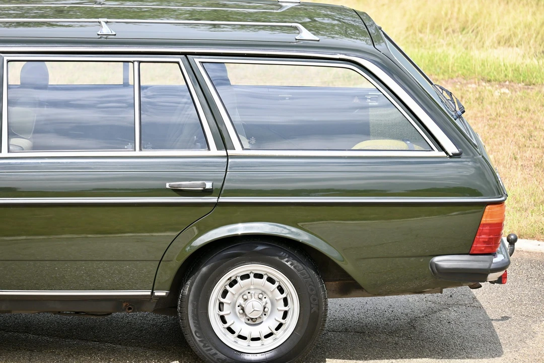 1985 Mercedes-Benz W123 Wagon (S123) - Image 22 of 31