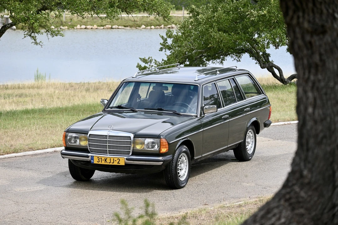 1985 Mercedes-Benz W123 Wagon (S123) - Image 2 of 31
