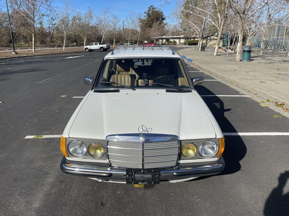 1985 Mercedes-Benz W123 Wagon (S123) - Image 27 of 31