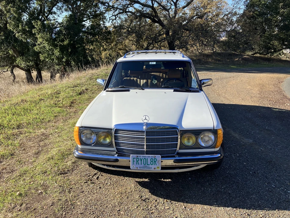 1985 Mercedes-Benz W123 Wagon (S123) - Image 12 of 31