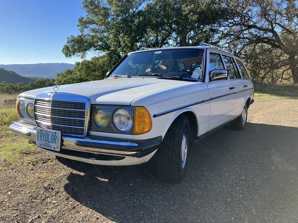 1985 Mercedes-Benz W123 Wagon (S123) - Image 4 of 31