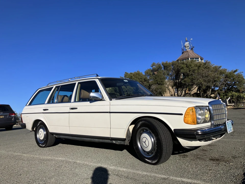 1985 Mercedes-Benz W123 Wagon (S123) - Image 3 of 31