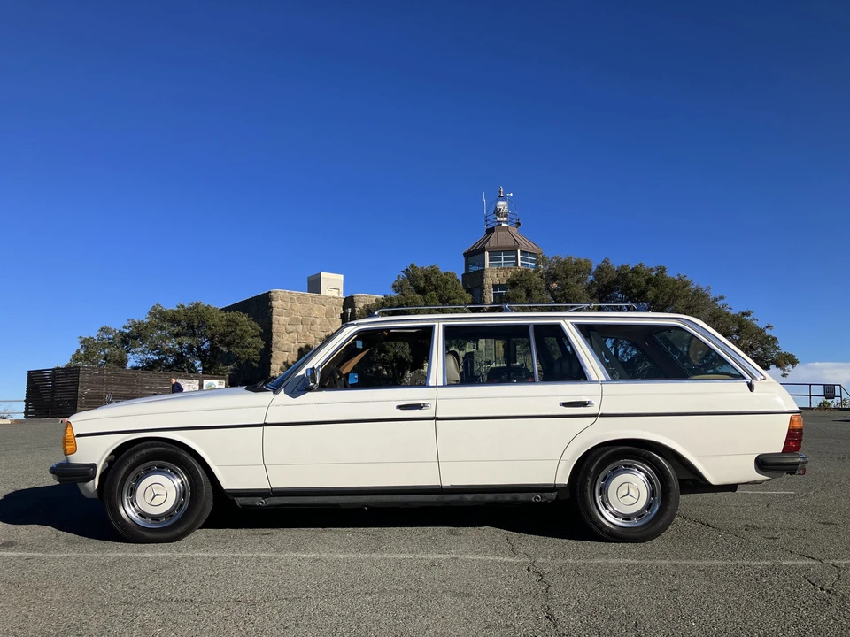 1985 Mercedes-Benz W123 Wagon (S123) - Image 2 of 31