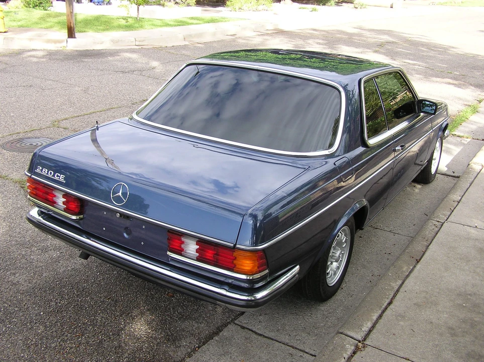 1985 Mercedes-Benz W123 Coupe (C123) - Image 10 of 31