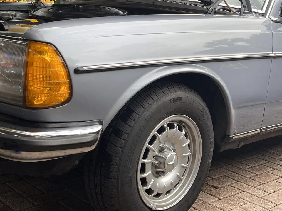 1985 Mercedes-Benz W123 Coupe (C123) - Image 19 of 31