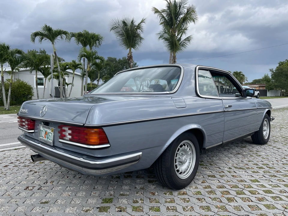 1985 Mercedes-Benz W123 Coupe (C123) - Image 5 of 31