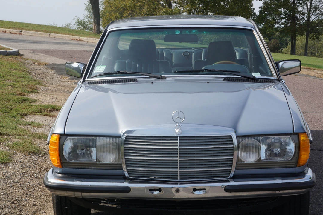 1985 Mercedes-Benz W123 Coupe (C123) - Image 19 of 31