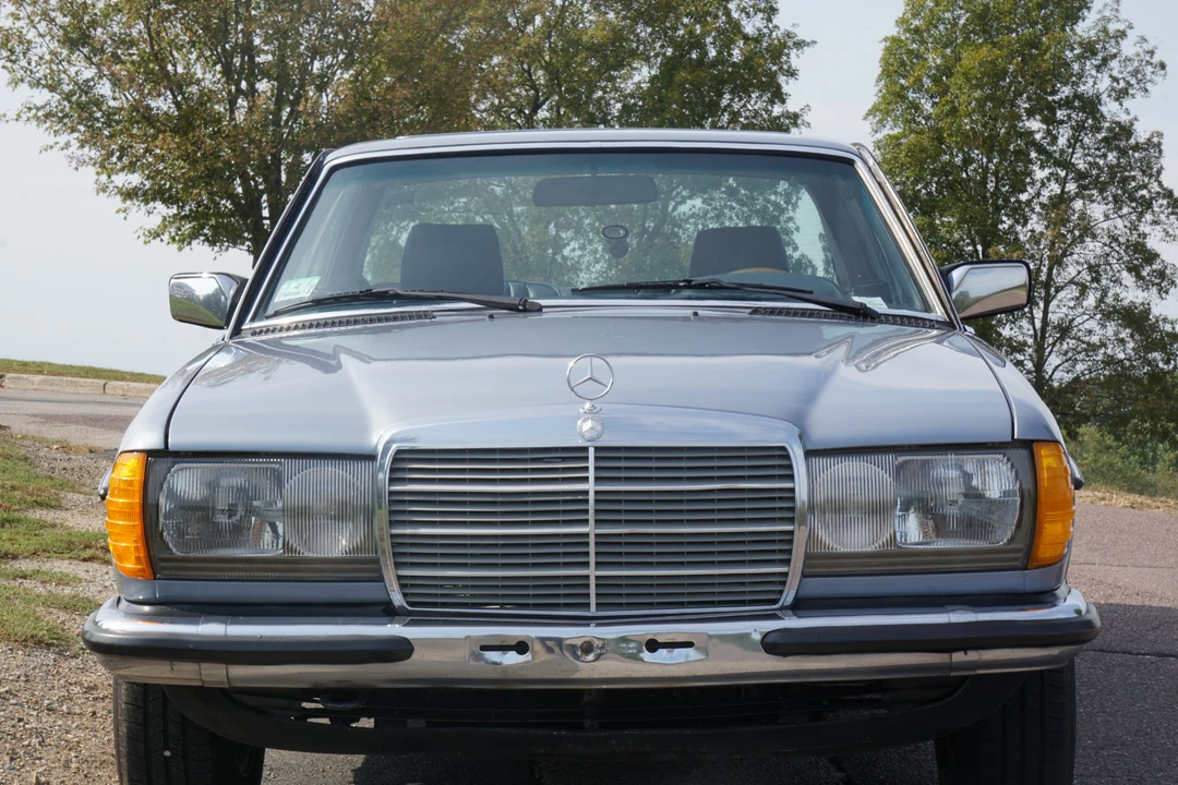 1985 Mercedes-Benz W123 Coupe (C123) - Image 18 of 31