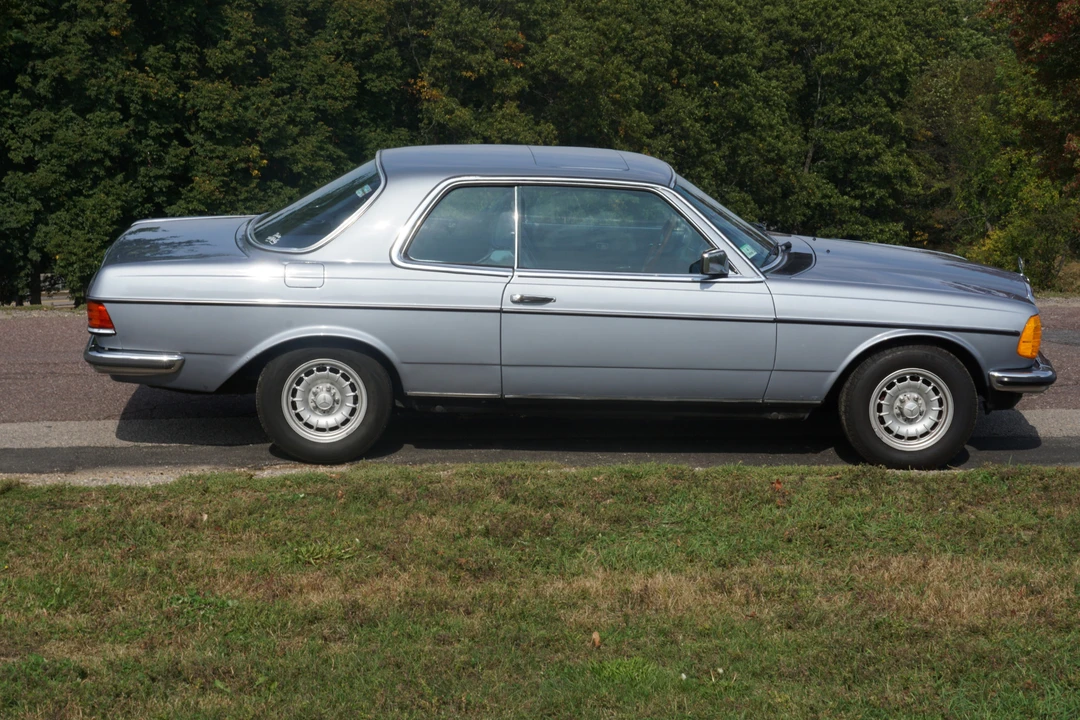1985 Mercedes-Benz W123 Coupe (C123) - Image 8 of 31
