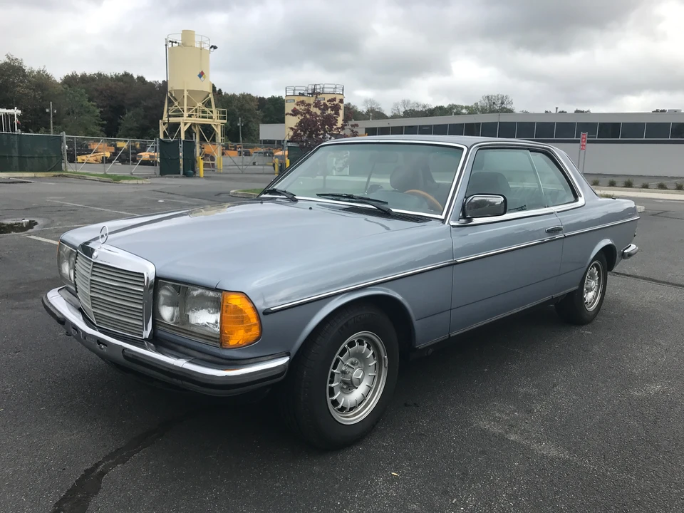 1985 Mercedes-Benz W123 Coupe (C123) - Image 2 of 31