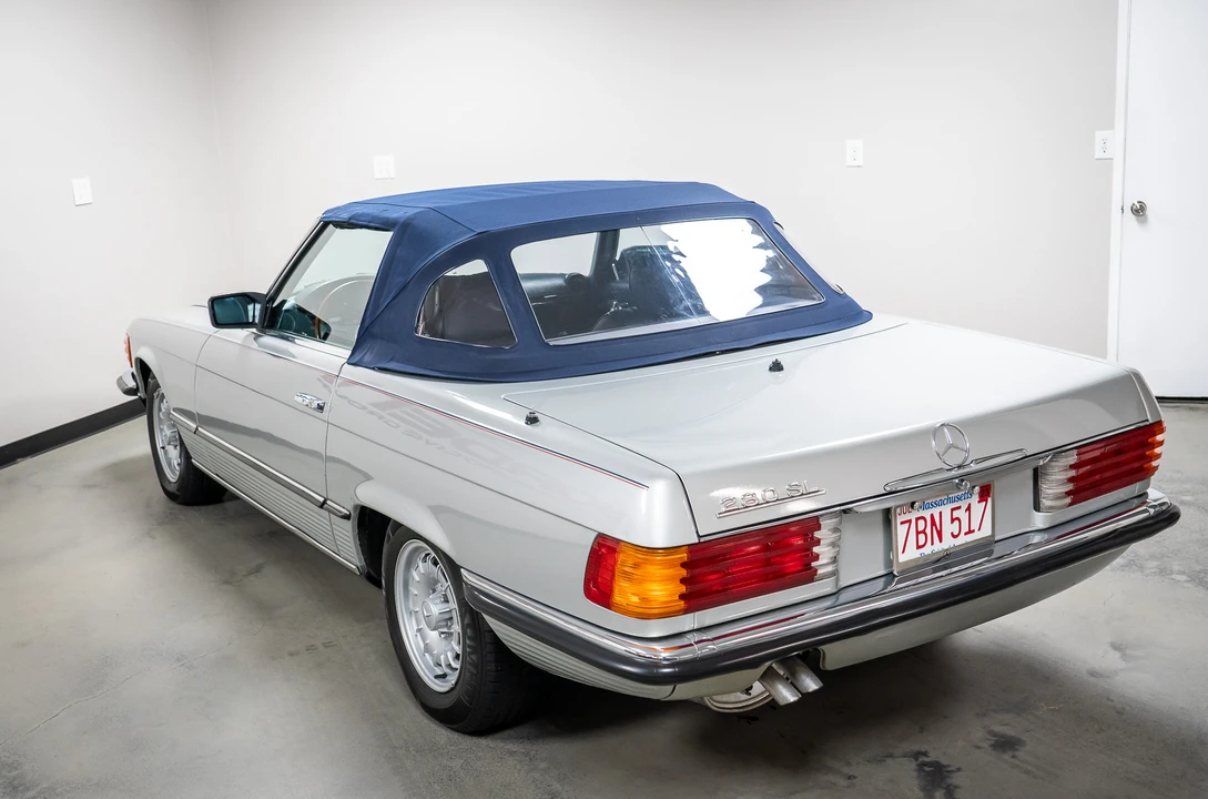 1985 Mercedes-Benz R107 SL-Class - Image 25 of 31