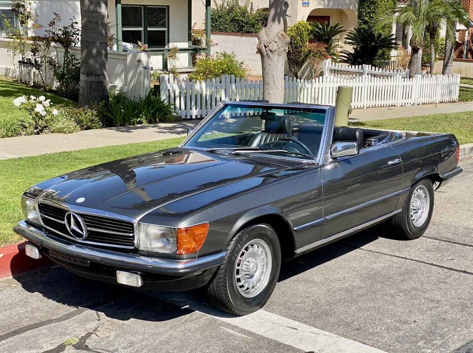 1985 Mercedes-Benz R107 SL-Class - Image 2 of 31