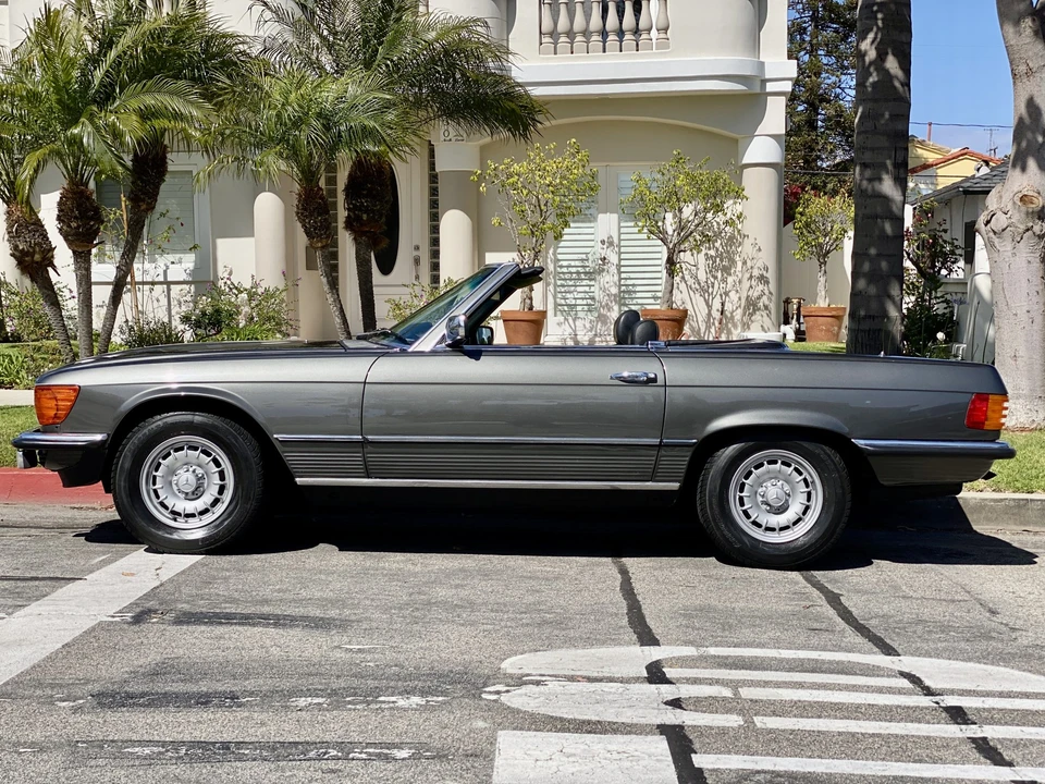 1985 Mercedes-Benz R107 SL-Class - Image 17 of 31