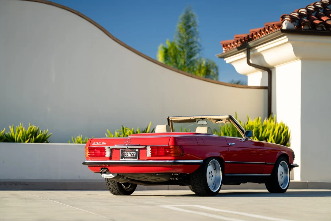1985 Mercedes-Benz R107 SL-Class - Image 15 of 31