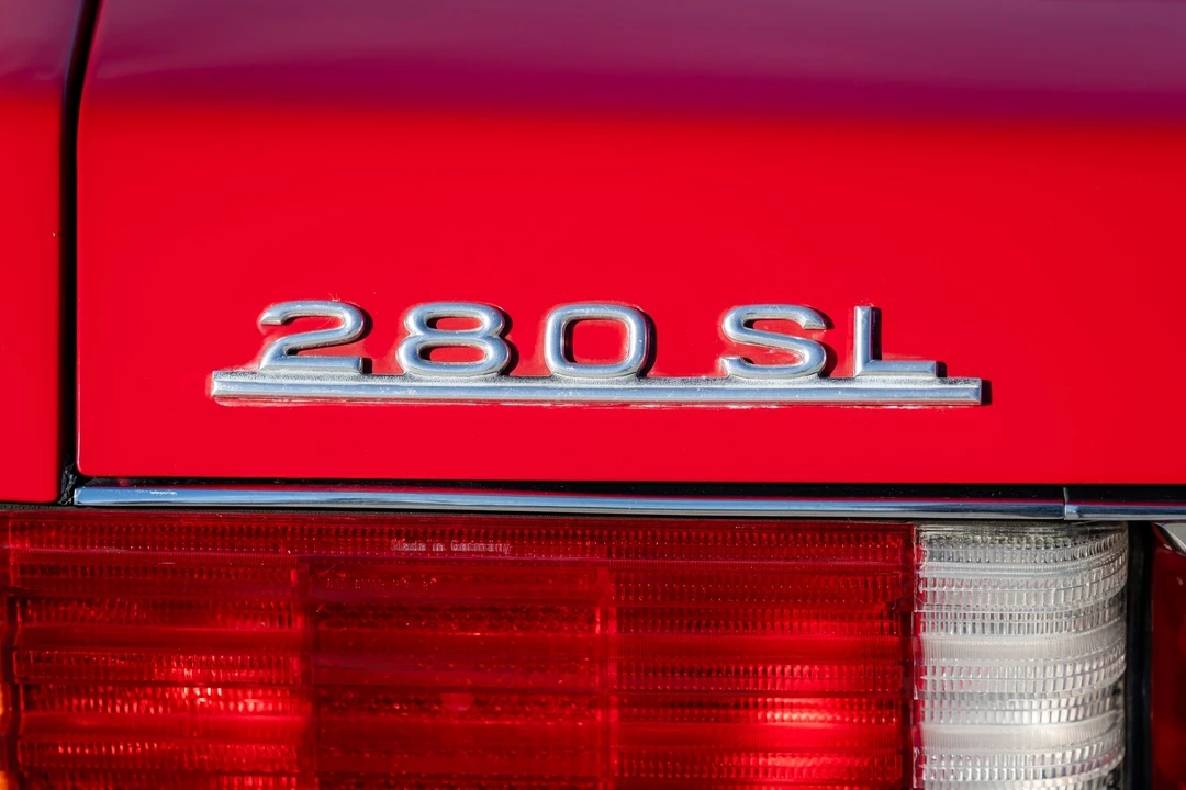 1985 Mercedes-Benz R107 SL-Class - Image 31 of 31