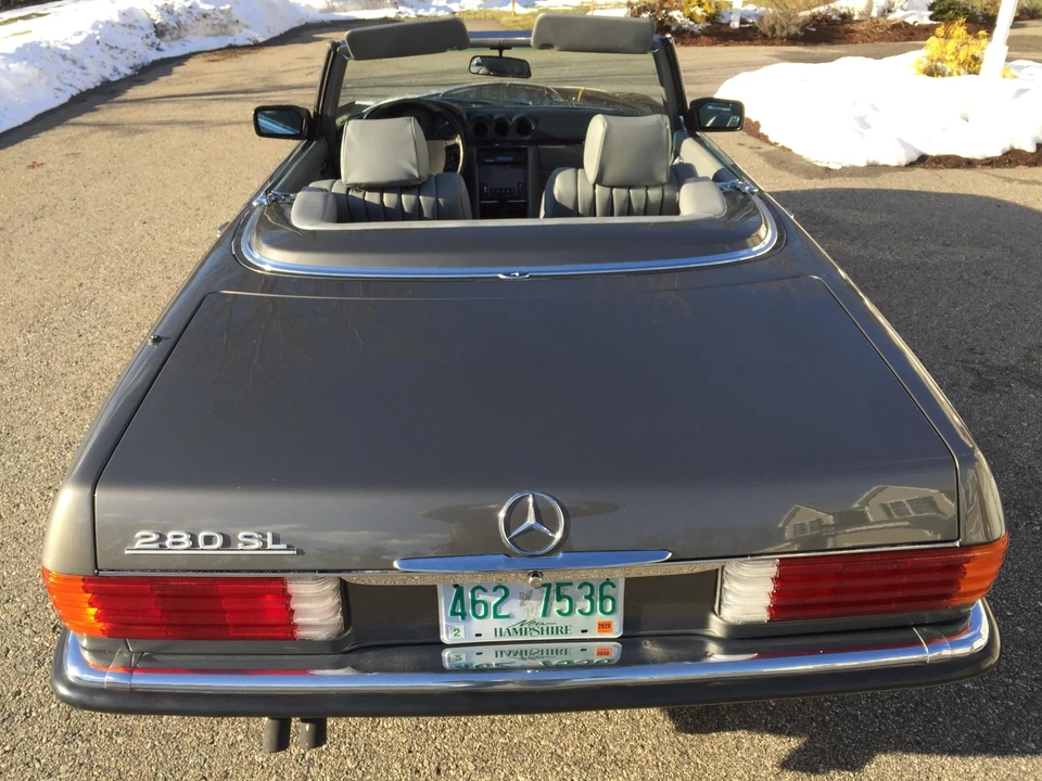 1985 Mercedes-Benz R107 SL-Class - Image 22 of 31