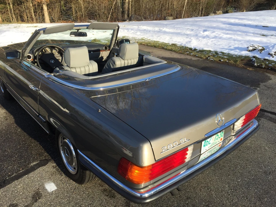 1985 Mercedes-Benz R107 SL-Class - Image 25 of 31