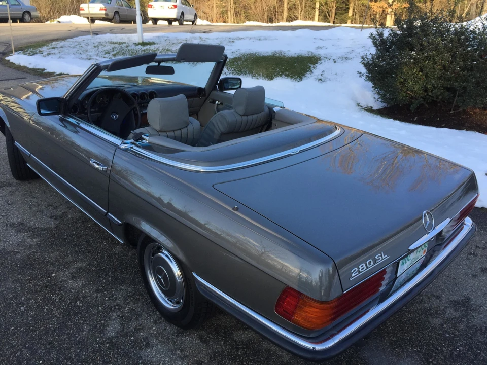 1985 Mercedes-Benz R107 SL-Class - Image 26 of 31