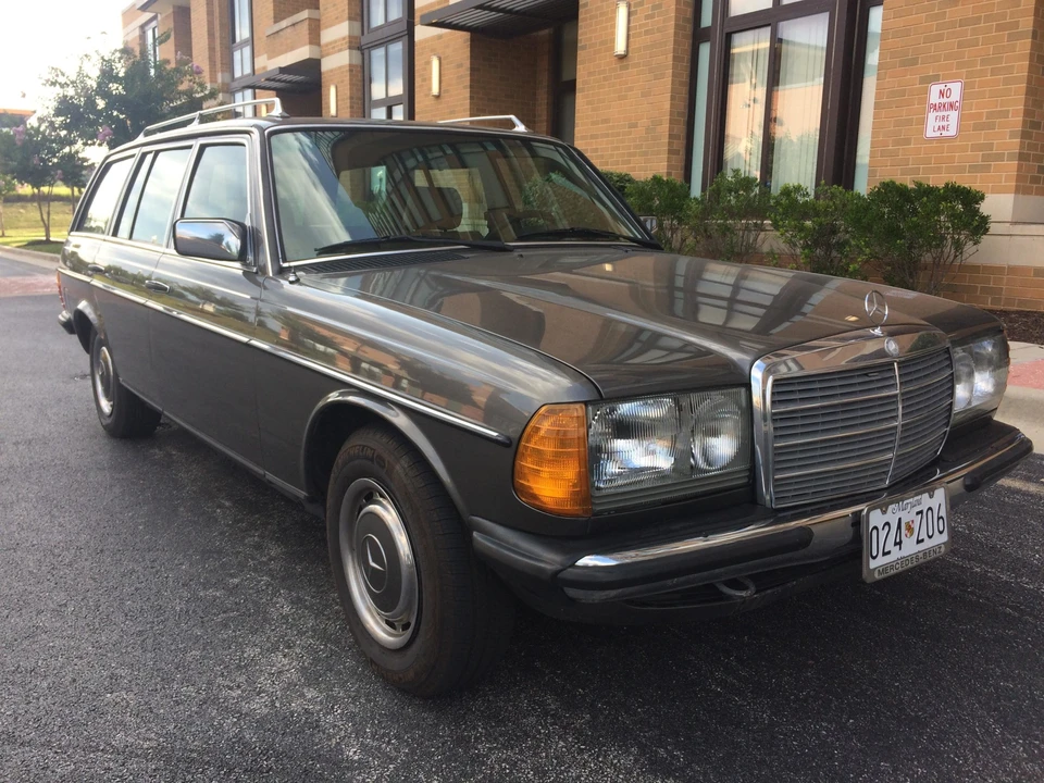 1985 Mercedes-Benz W123 Wagon (S123) - Image 6 of 31
