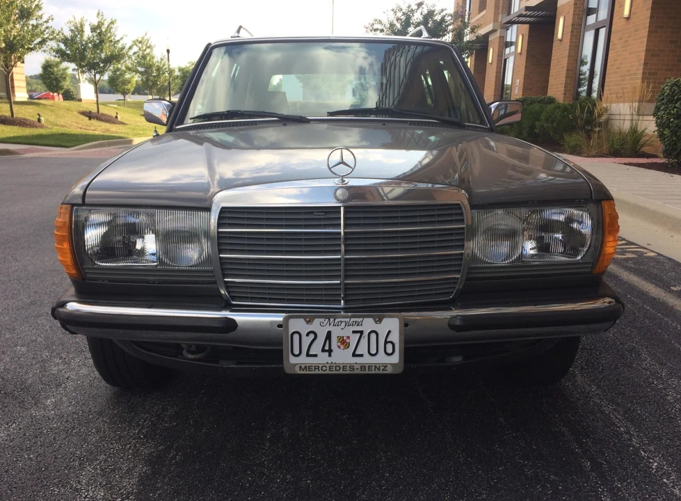 1985 Mercedes-Benz W123 Wagon (S123) - Image 10 of 31