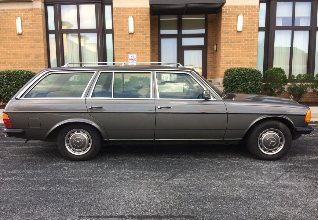 1985 Mercedes-Benz W123 Wagon (S123) - Image 22 of 31