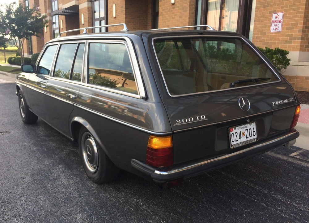 1985 Mercedes-Benz W123 Wagon (S123) - Image 13 of 31