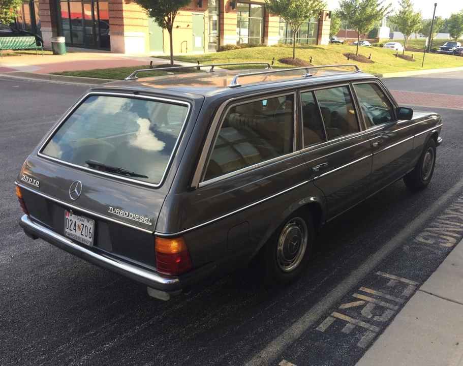 1985 Mercedes-Benz W123 Wagon (S123) - Image 19 of 31