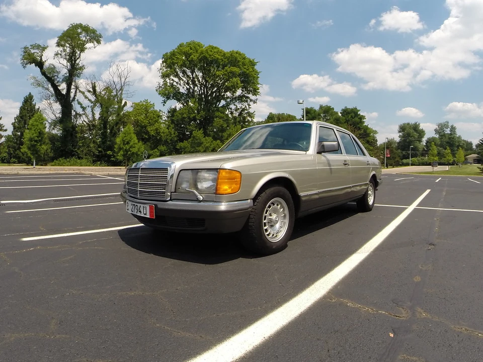 1985 Mercedes-Benz W126 S-Class Sedan - Image 5 of 31