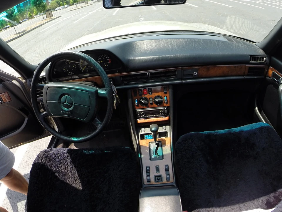 1985 Mercedes-Benz W126 S-Class Sedan - Image 22 of 31