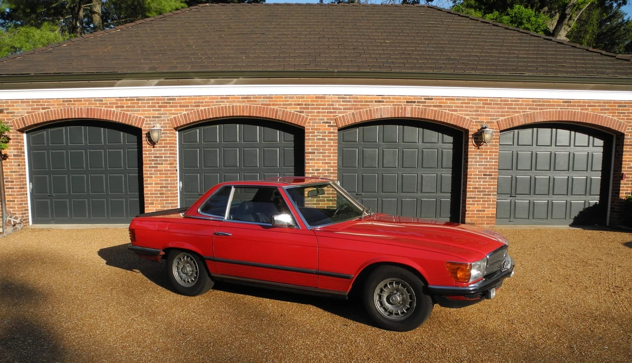1985 Mercedes-Benz R107 SL-Class - Image 24 of 31