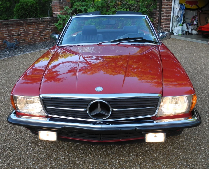 1985 Mercedes-Benz R107 SL-Class - Image 2 of 31