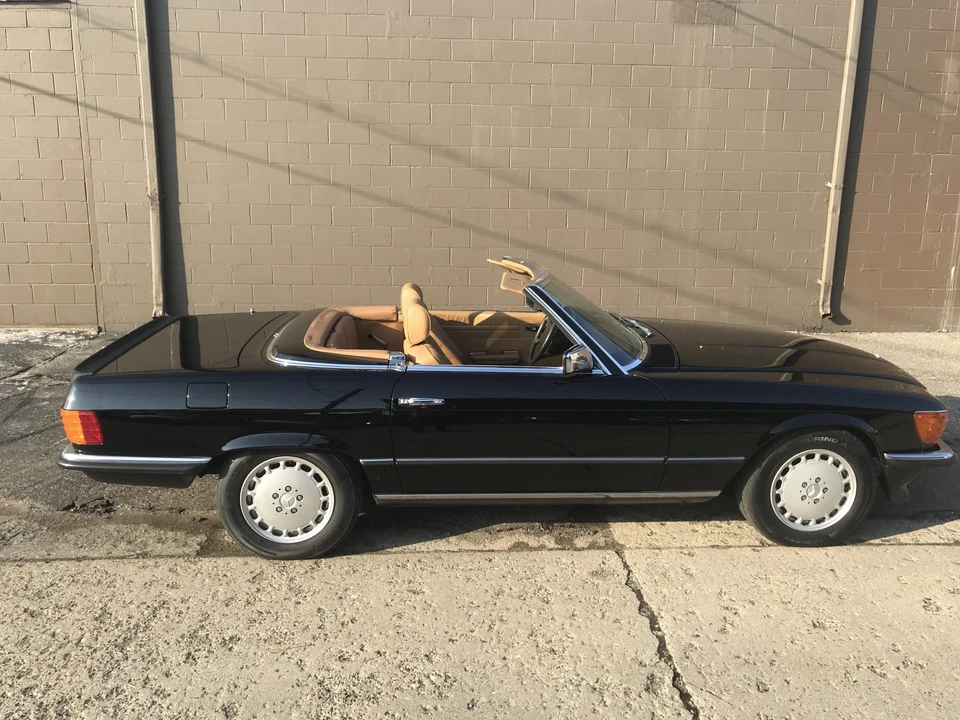 1985 Mercedes-Benz R107 SL-Class - Image 4 of 31