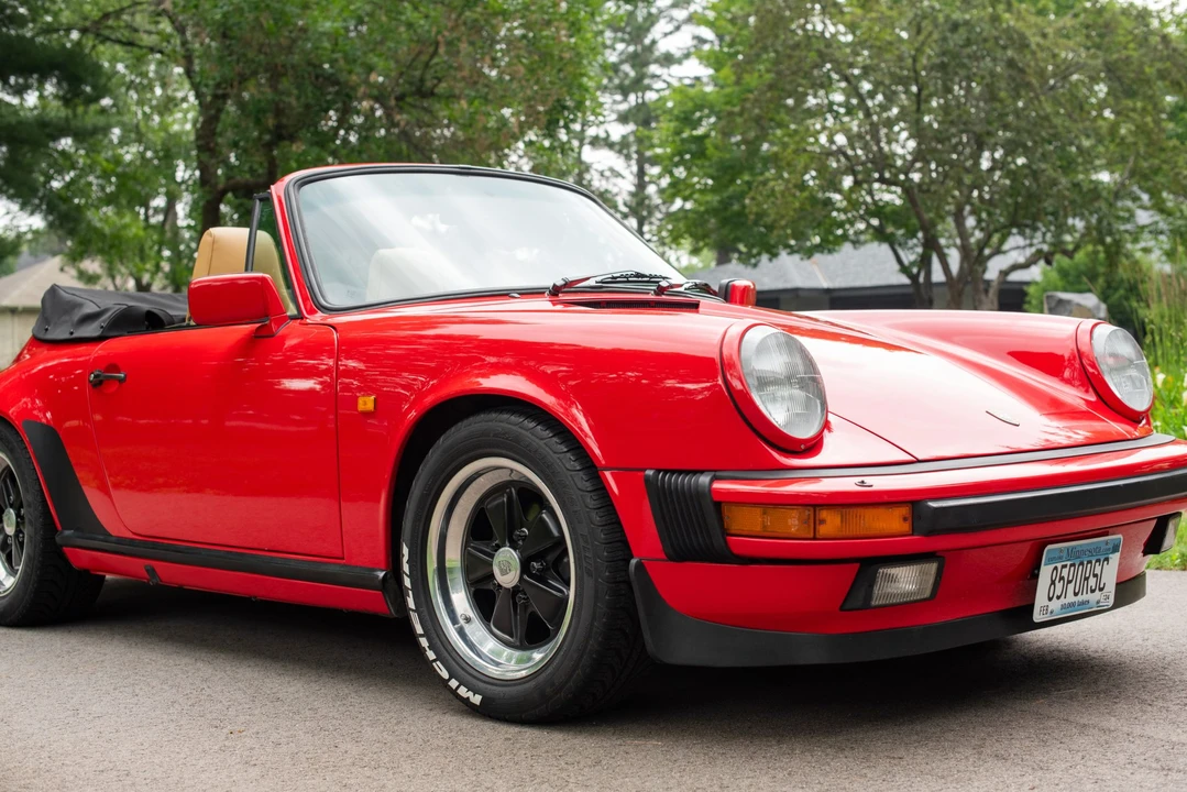 1985 Porsche 911 Carrera 3.2 - Image 14 of 31