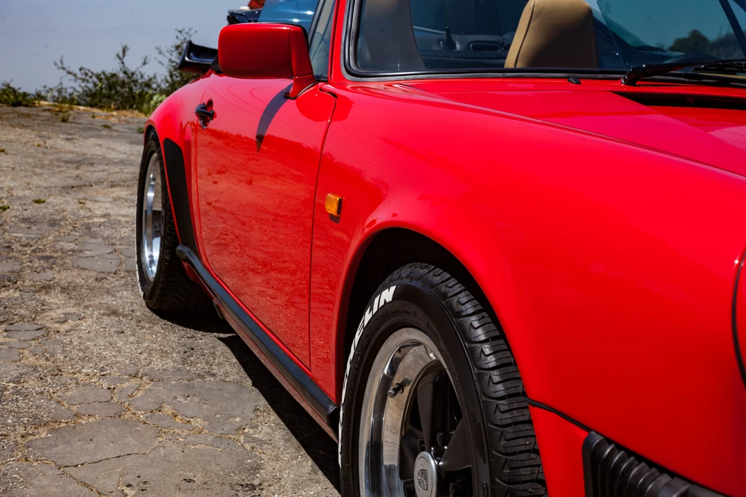 1985 Porsche 911 Carrera 3.2 - Image 27 of 31