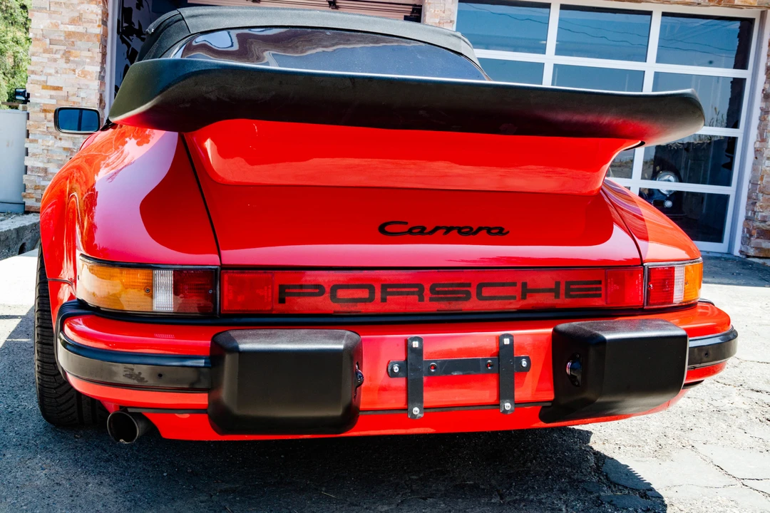 1985 Porsche 911 Carrera 3.2 - Image 16 of 31