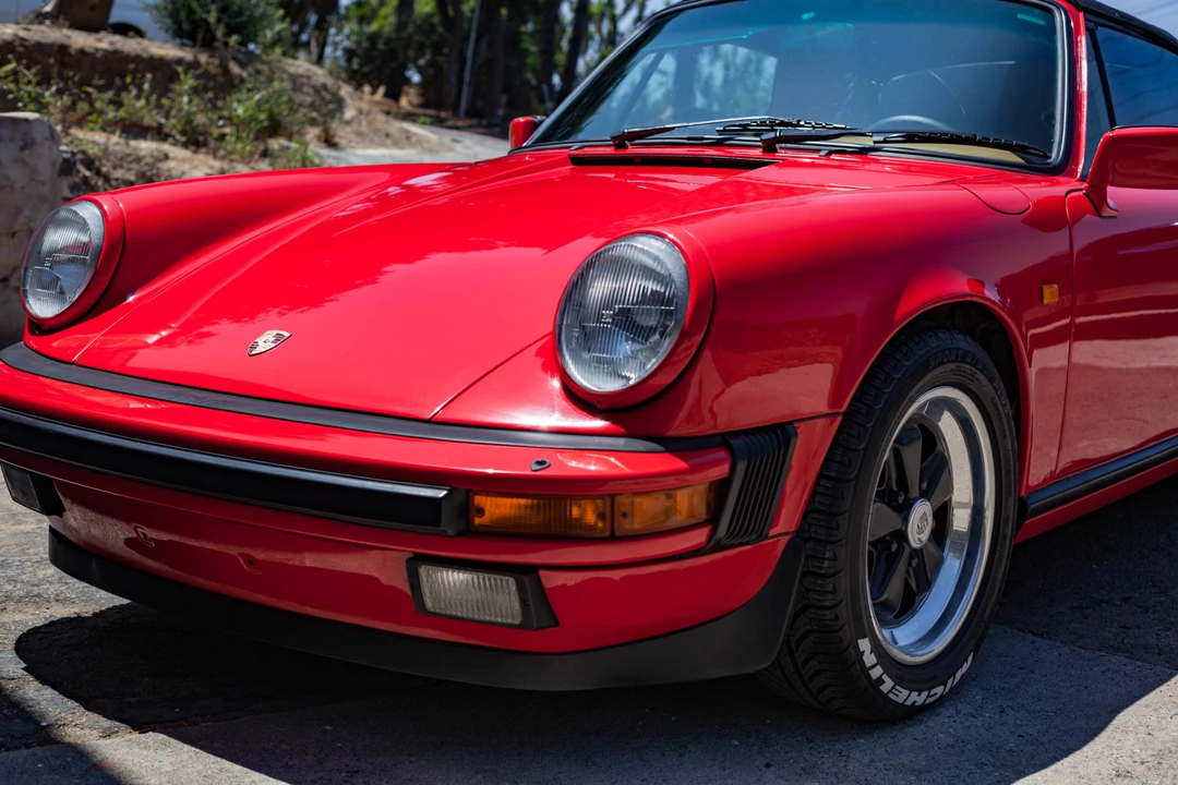 1985 Porsche 911 Carrera 3.2 - Image 5 of 31